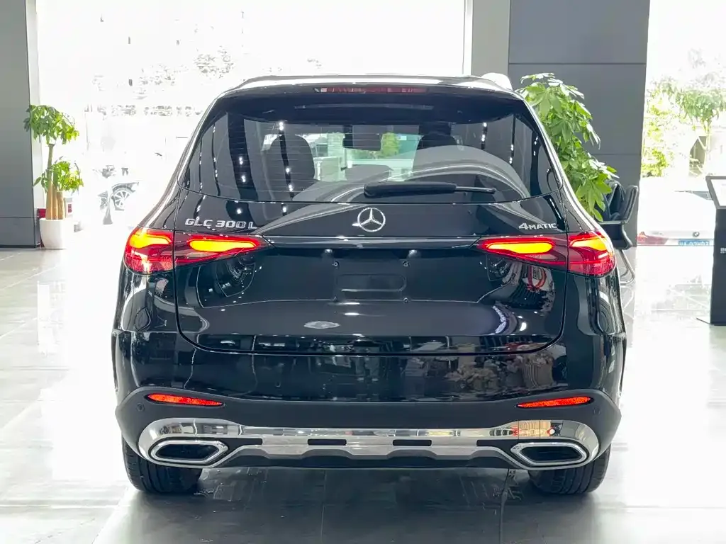 Mercedes-Benz GLC — фото 2