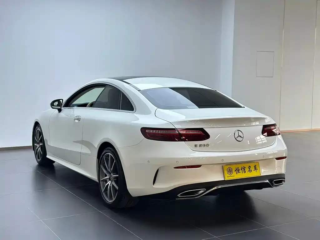 Mercedes-Benz E-Class (Import) — фото 3