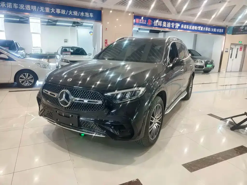 Mercedes-Benz GLC — фото 1