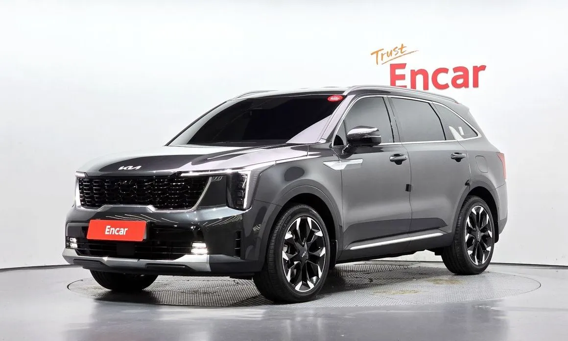 Kia Sorento — фото 1