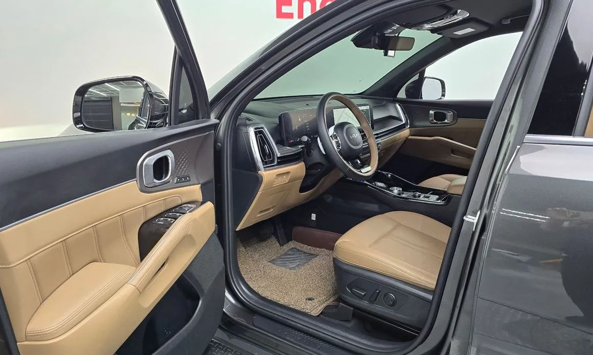 Kia Sorento — фото 6
