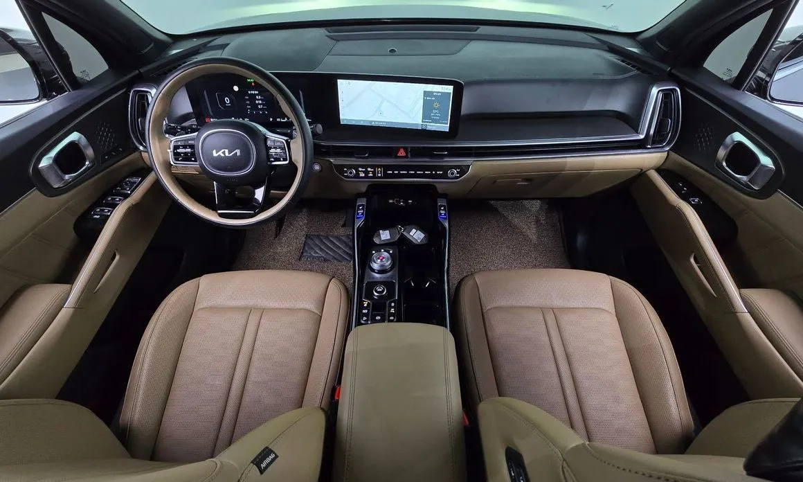 Kia Sorento — фото 7