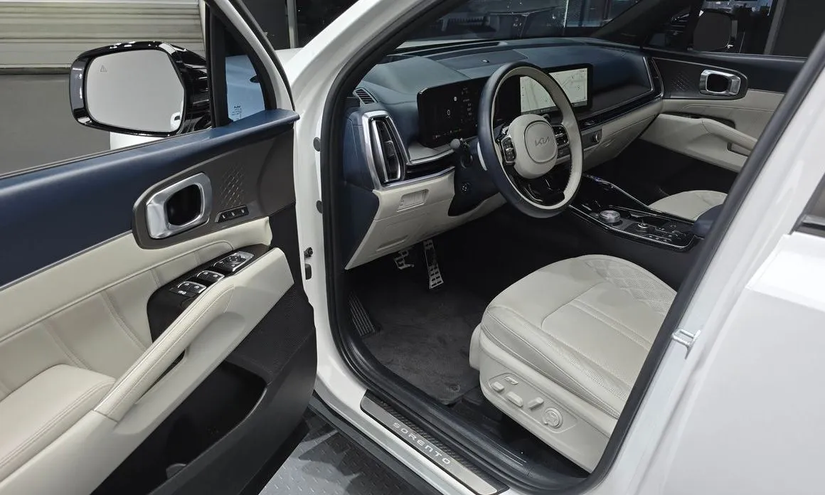 Kia Sorento — фото 8