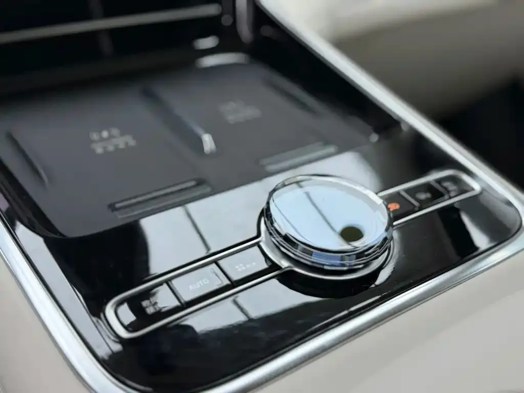 Geely Galaxy V900 — фото 5