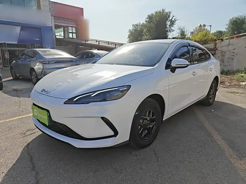 BYD Seal 05 DM-i — фото 1