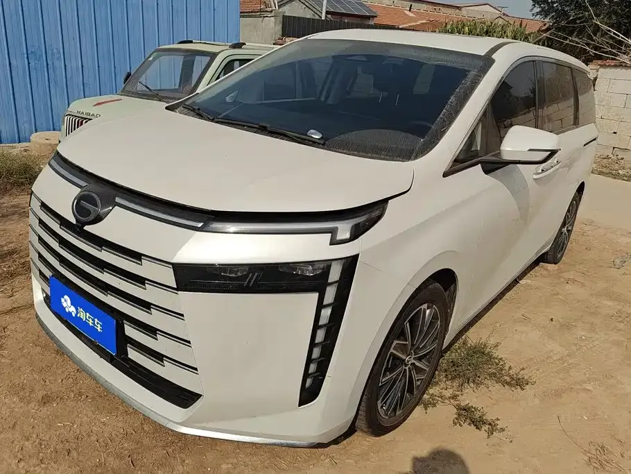 GAC Motor Trumpchi E8 — фото 1