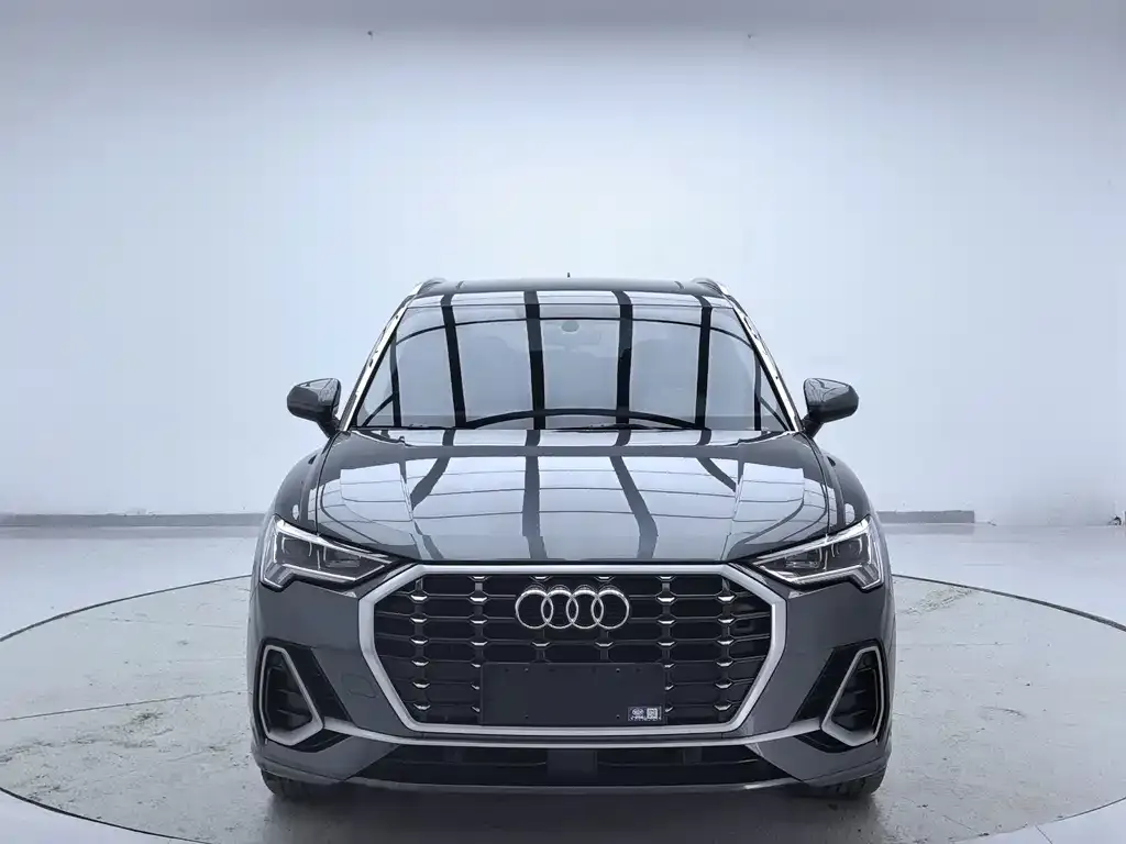 Audi Q3 — фото 3