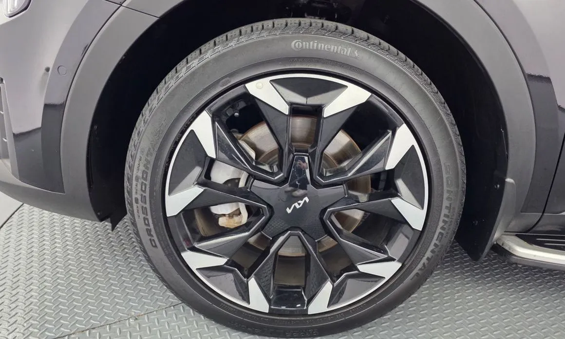 Kia Sorento — фото 6
