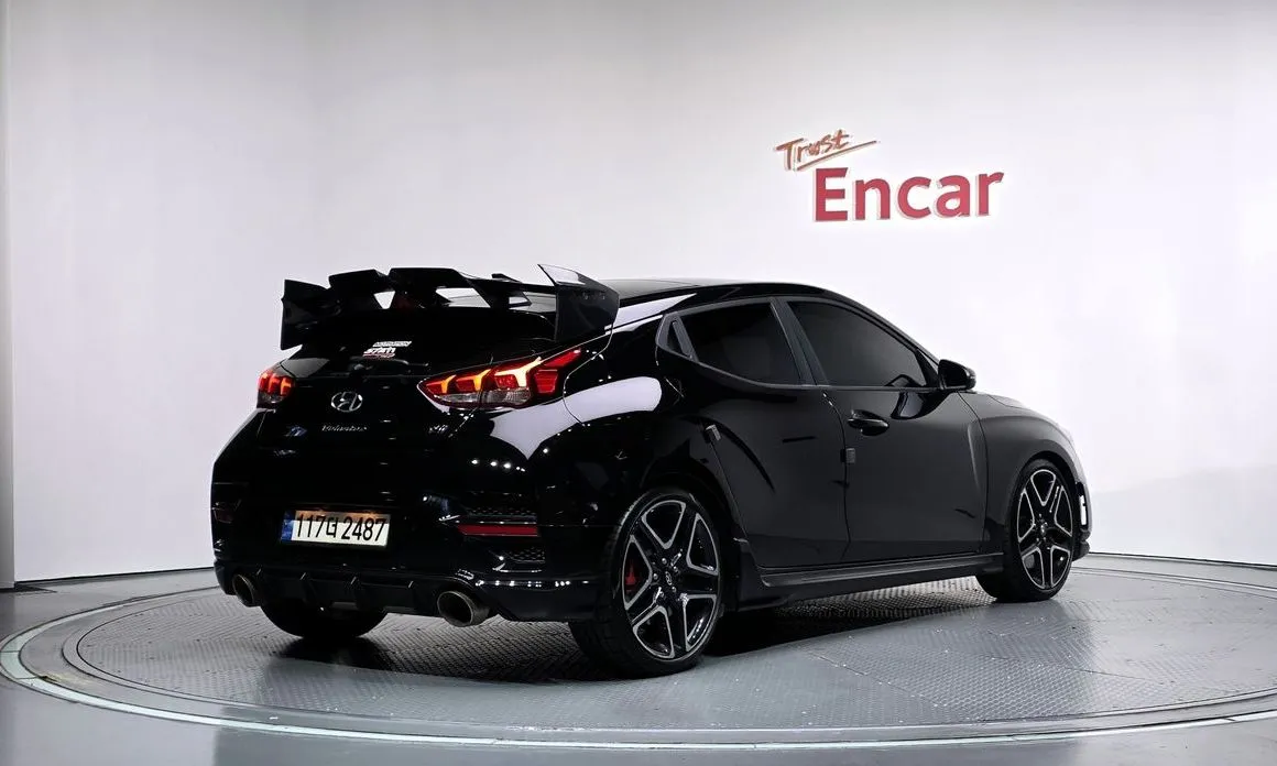 Hyundai Veloster — фото 2