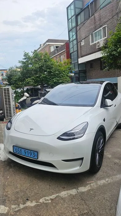 Tesla Model Y — фото 5