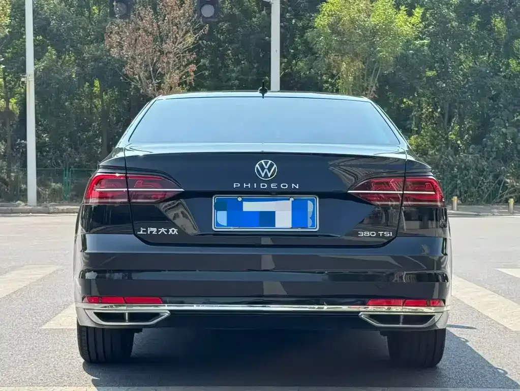 Volkswagen Phideon — фото 7