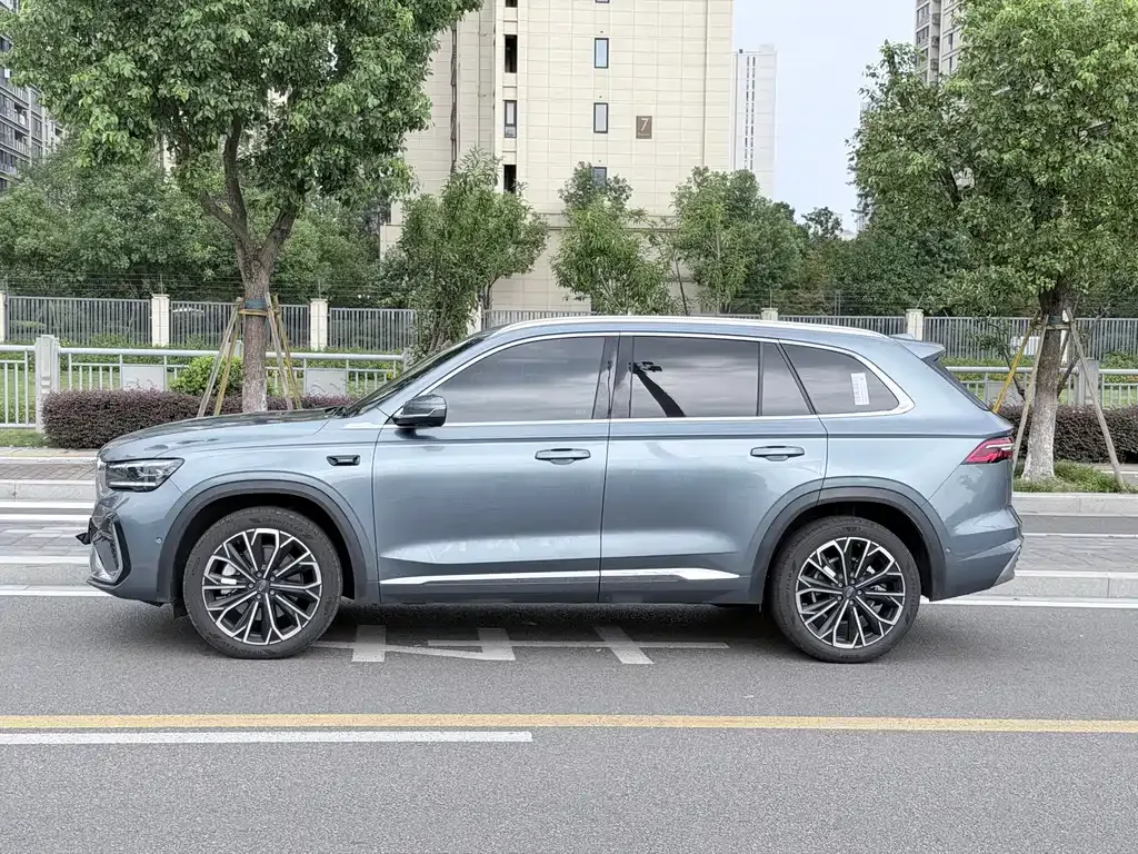 Geely Xingyue L — фото 9