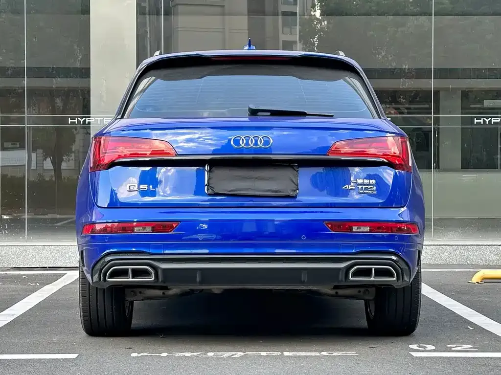 Audi Q5L — фото 2