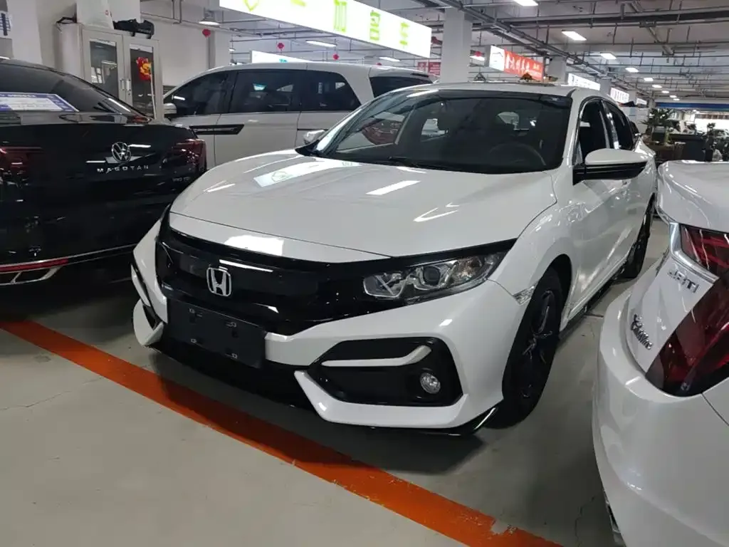 Honda Civic — фото 1