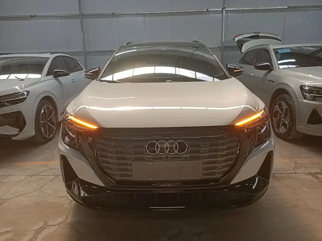 Audi Q5 e-tron — фото 4