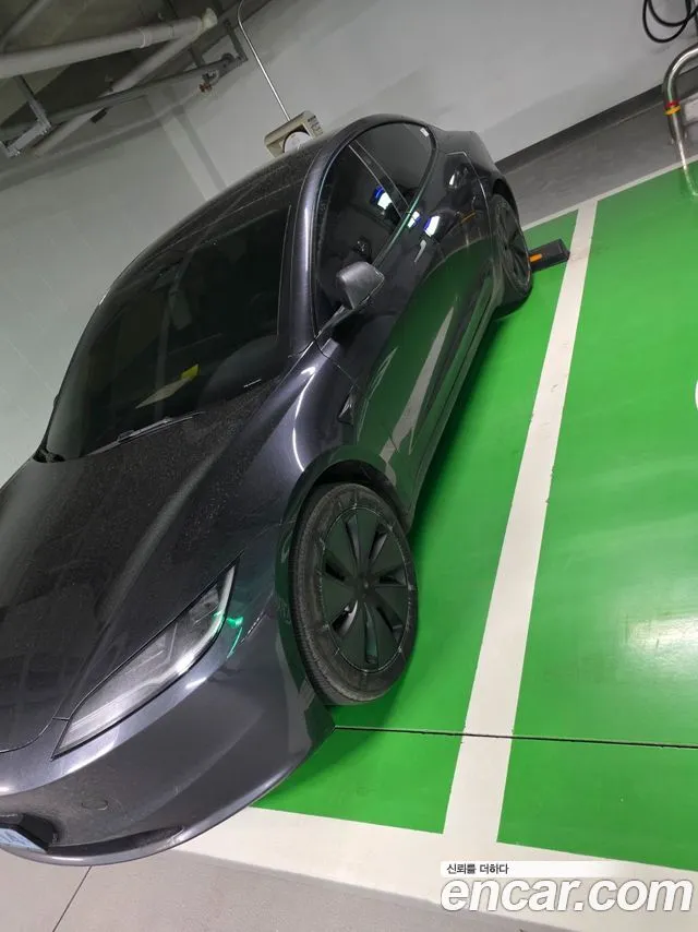 Tesla Model 3 — фото 4
