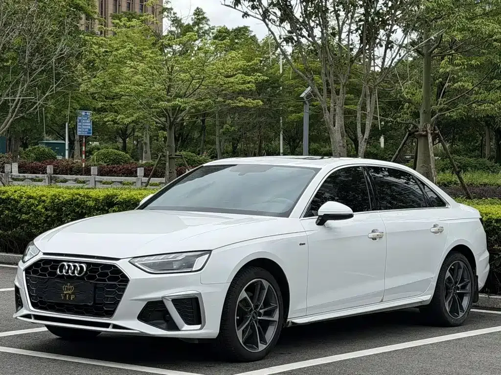 Audi A4L — фото 4