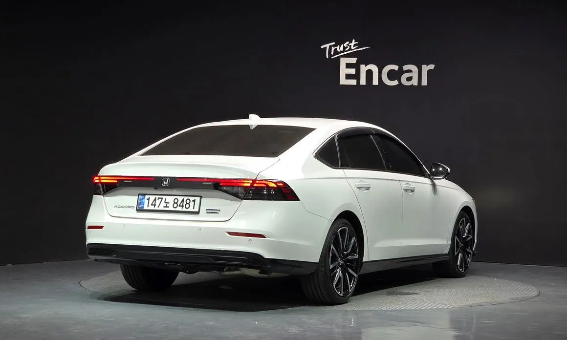 Honda Accord — фото 2