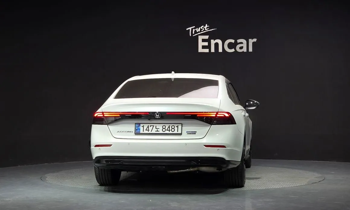 Honda Accord — фото 5