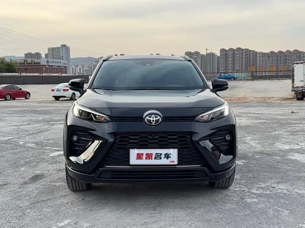 Toyota Wildlander — фото 10