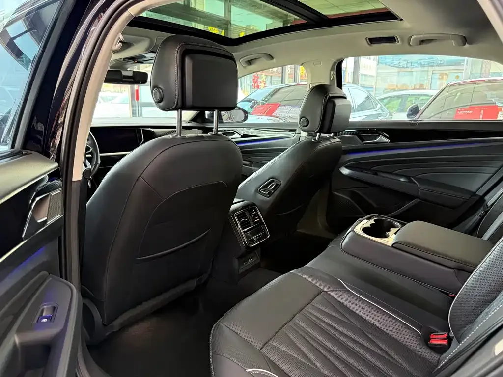 Volkswagen Passat — фото 4