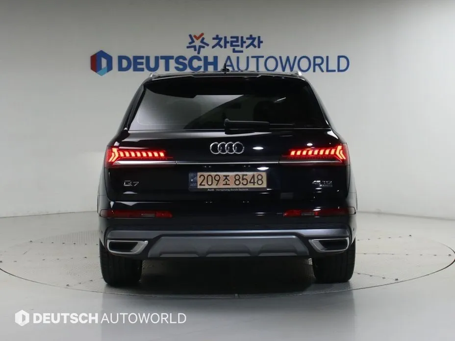 Audi Q7 — фото 2
