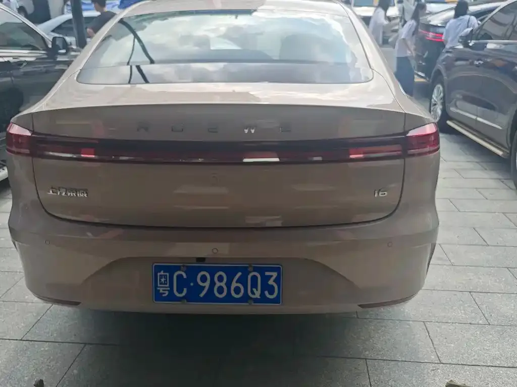Roewe i6 — фото 9