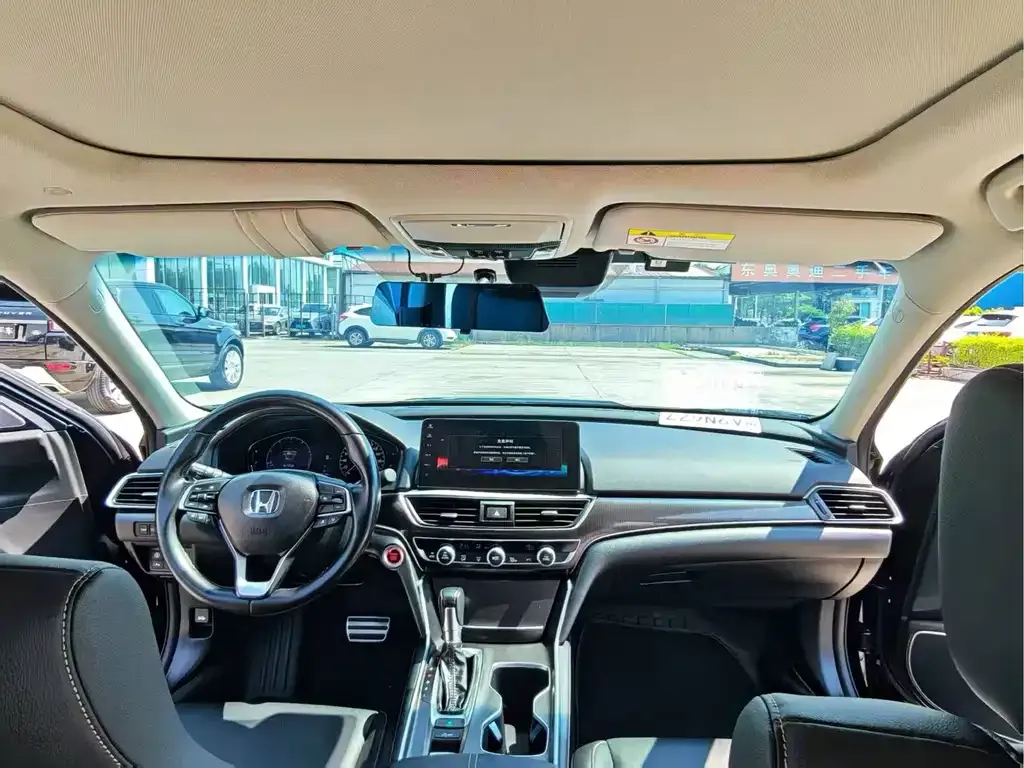 Honda Accord — фото 2