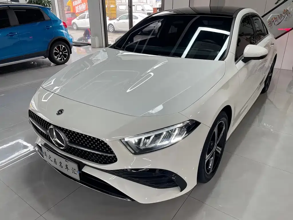 Mercedes-Benz A-Class — фото 1