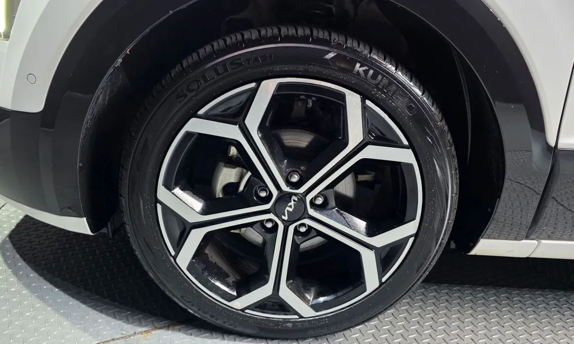 Kia Niro — фото 10