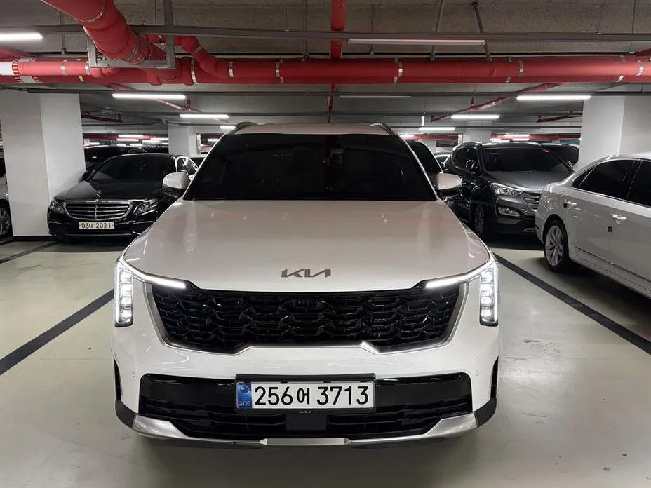 Kia Sorento — фото 1