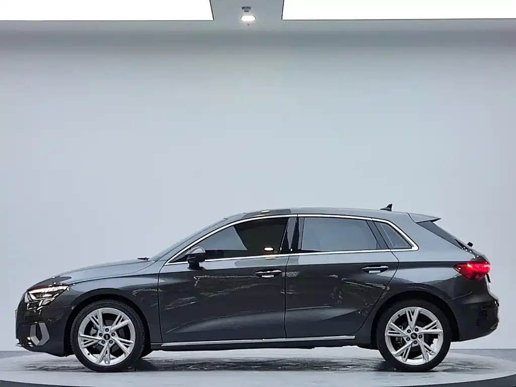 Audi A3 — фото 3