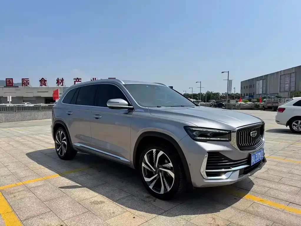 Geely Xingyue L — фото 8