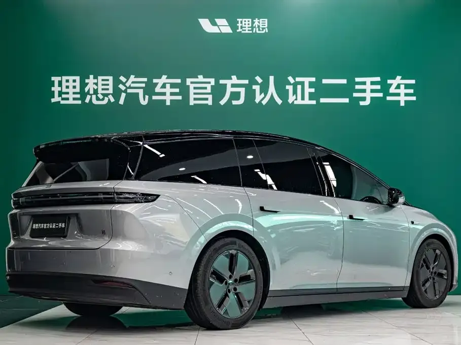 Li Auto Li i8 — фото 2