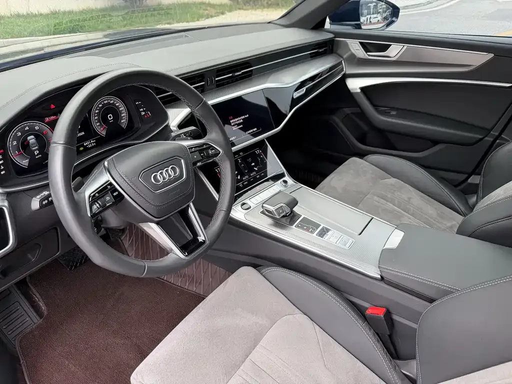 Audi A6L — фото 5
