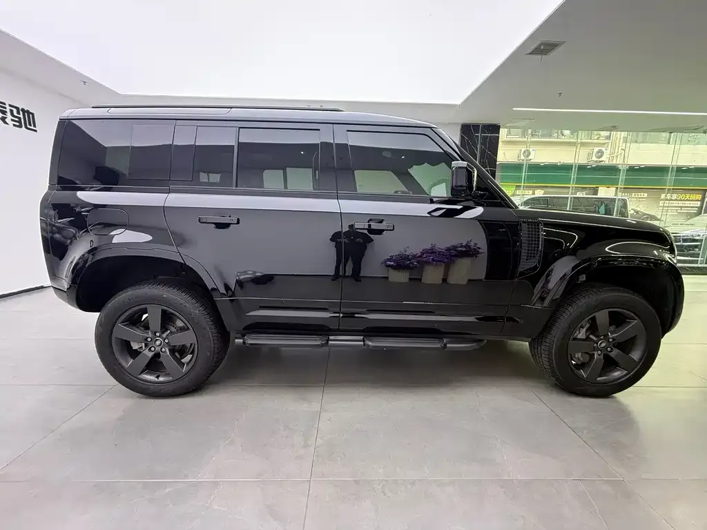 Land Rover Defender — фото 4
