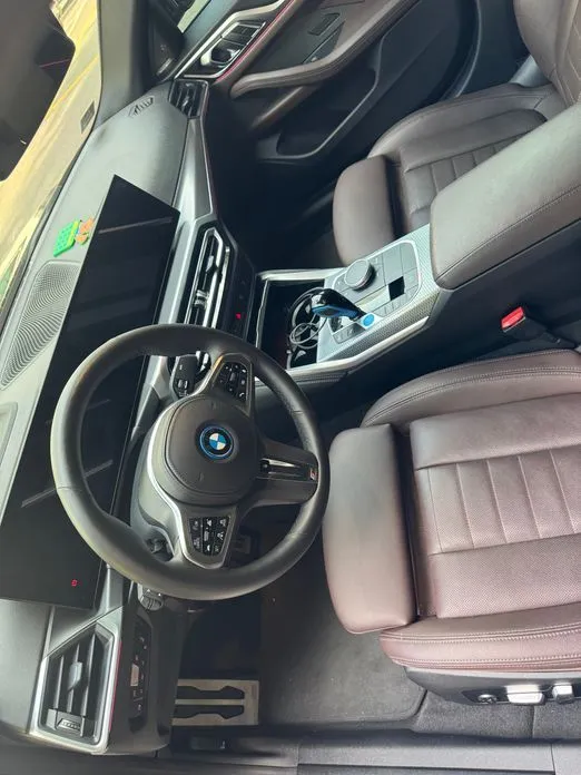 BMW i4 — фото 5