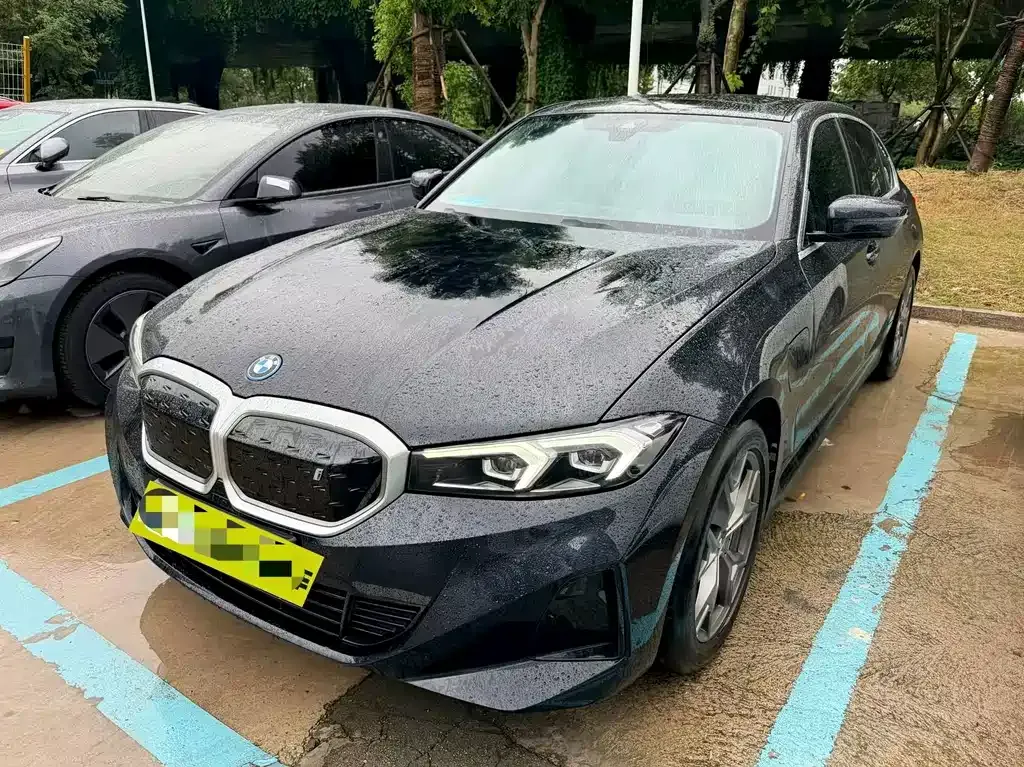 BMW i3 — фото 1