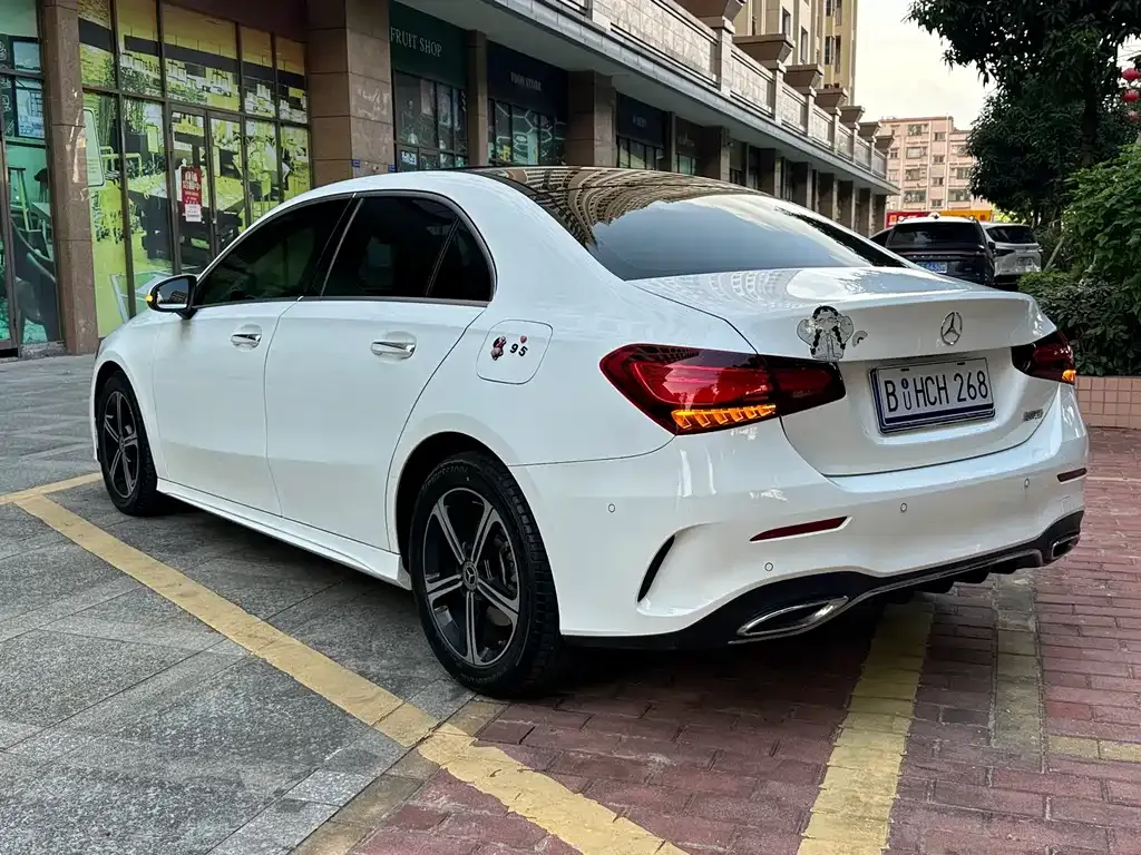 Mercedes-Benz A-Class — фото 10