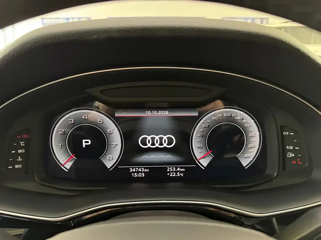 Audi Q7 — фото 2