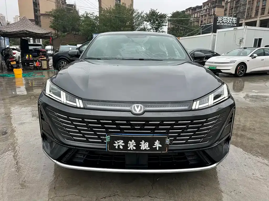 Changan Eado — фото 6