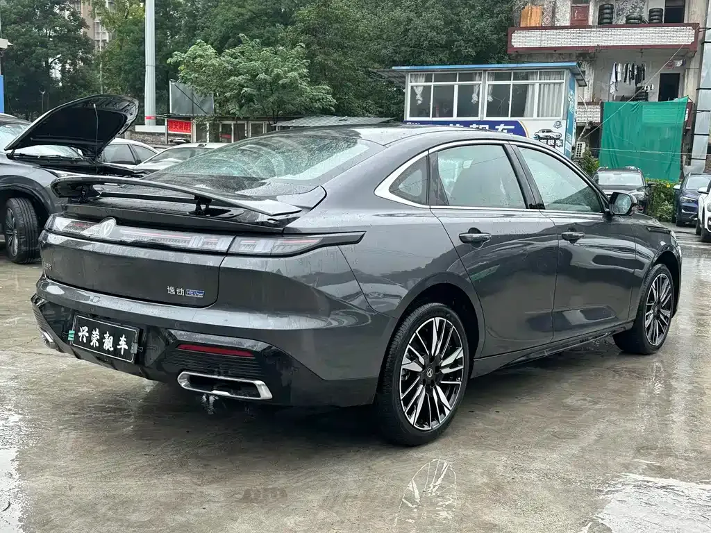 Changan Eado — фото 10