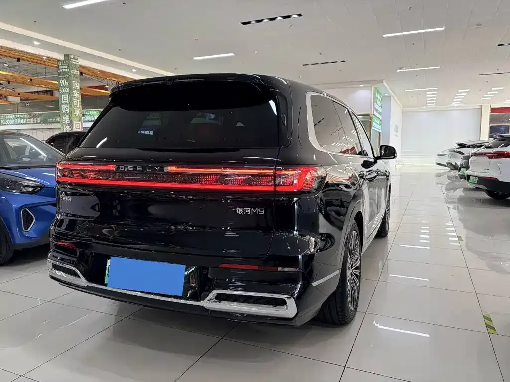 Geely Galaxy M9 — фото 3