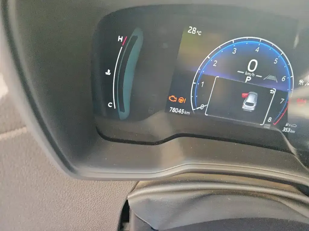 Toyota Corolla Cross — фото 2