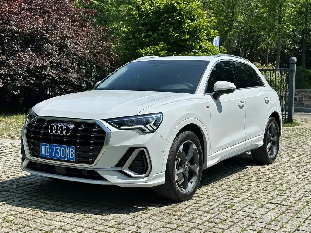 Audi Q3 — фото 4
