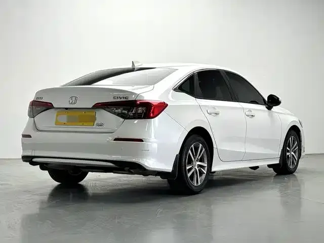 Honda Civic — фото 4