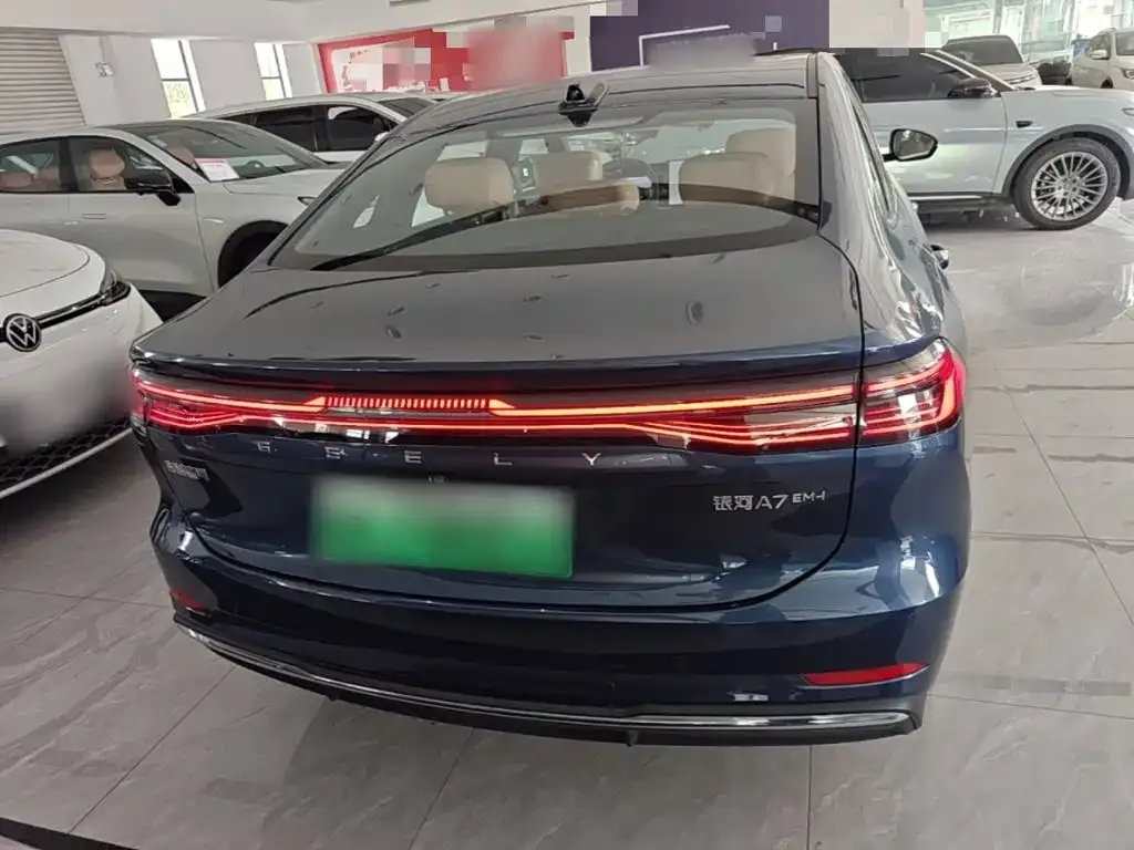 Geely Galaxy A7 EM — фото 3