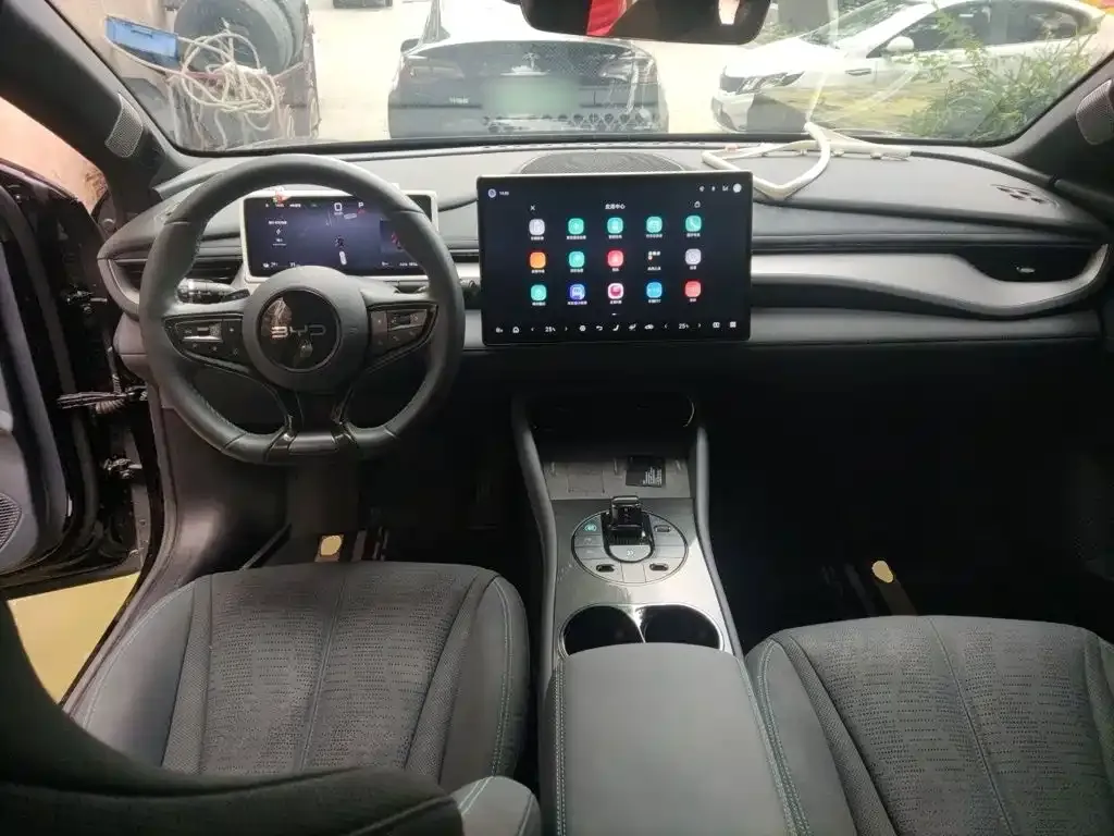 BYD Seal 06GT — фото 10