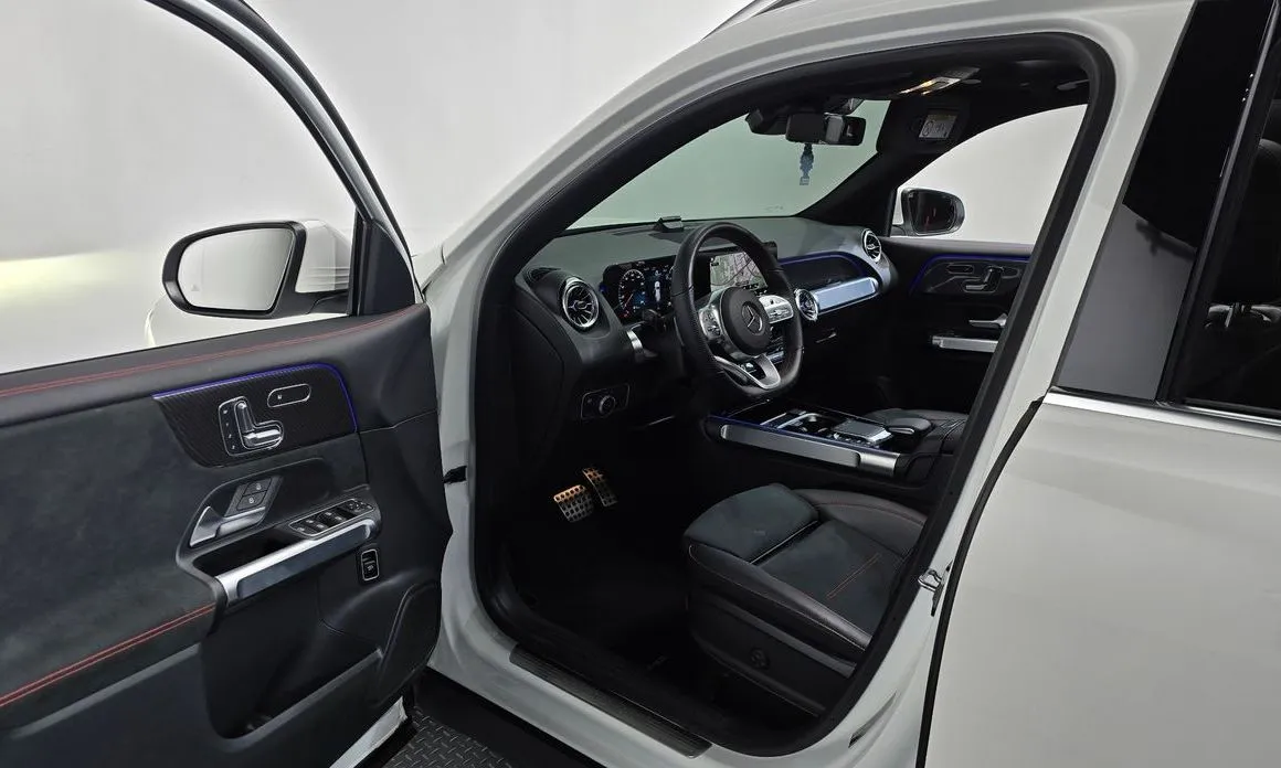Mercedes-Benz GLB-Class — фото 10