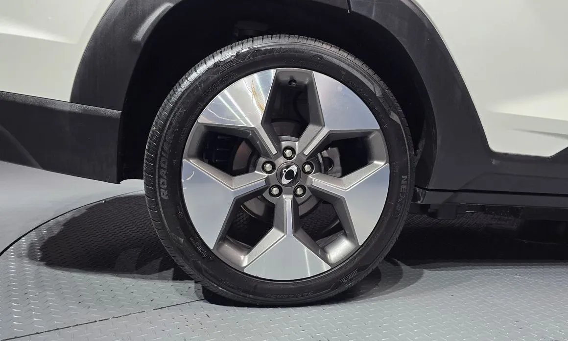 KG Mobility (Ssangyong) Torres — фото 10